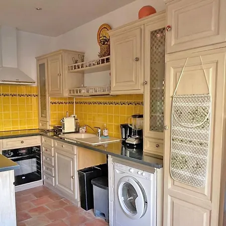 4 Pers - Climatisation - Wifi - Centre By Interhome Sainte-Maxime